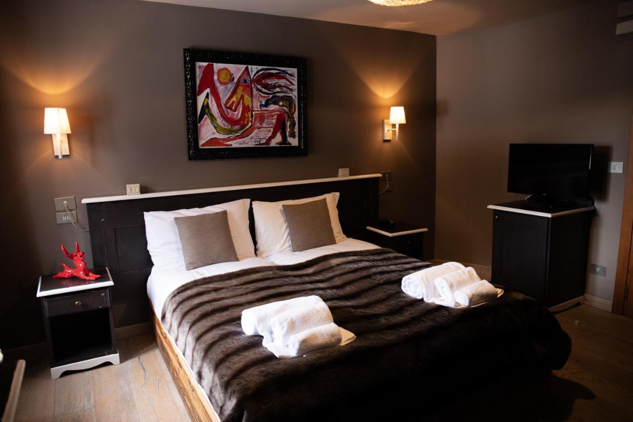 Art Hotel Grivola Breuil-Cervinia Esterno foto