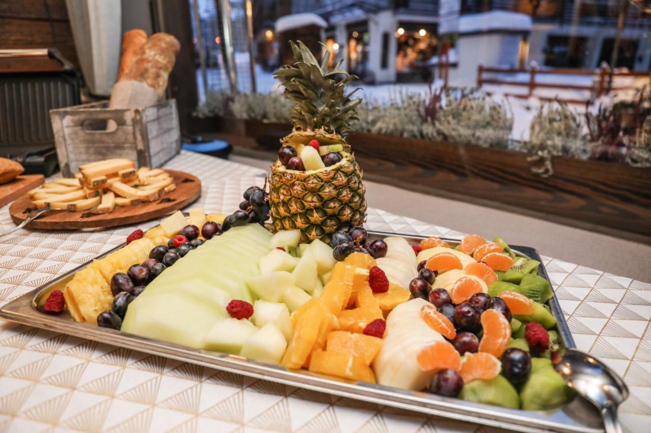 Art Hotel Grivola Breuil-Cervinia Esterno foto