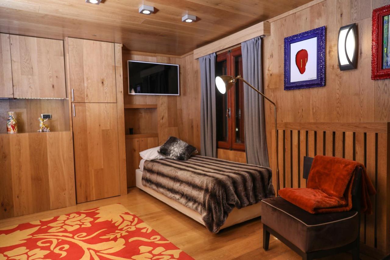 Art Hotel Grivola Breuil-Cervinia Esterno foto