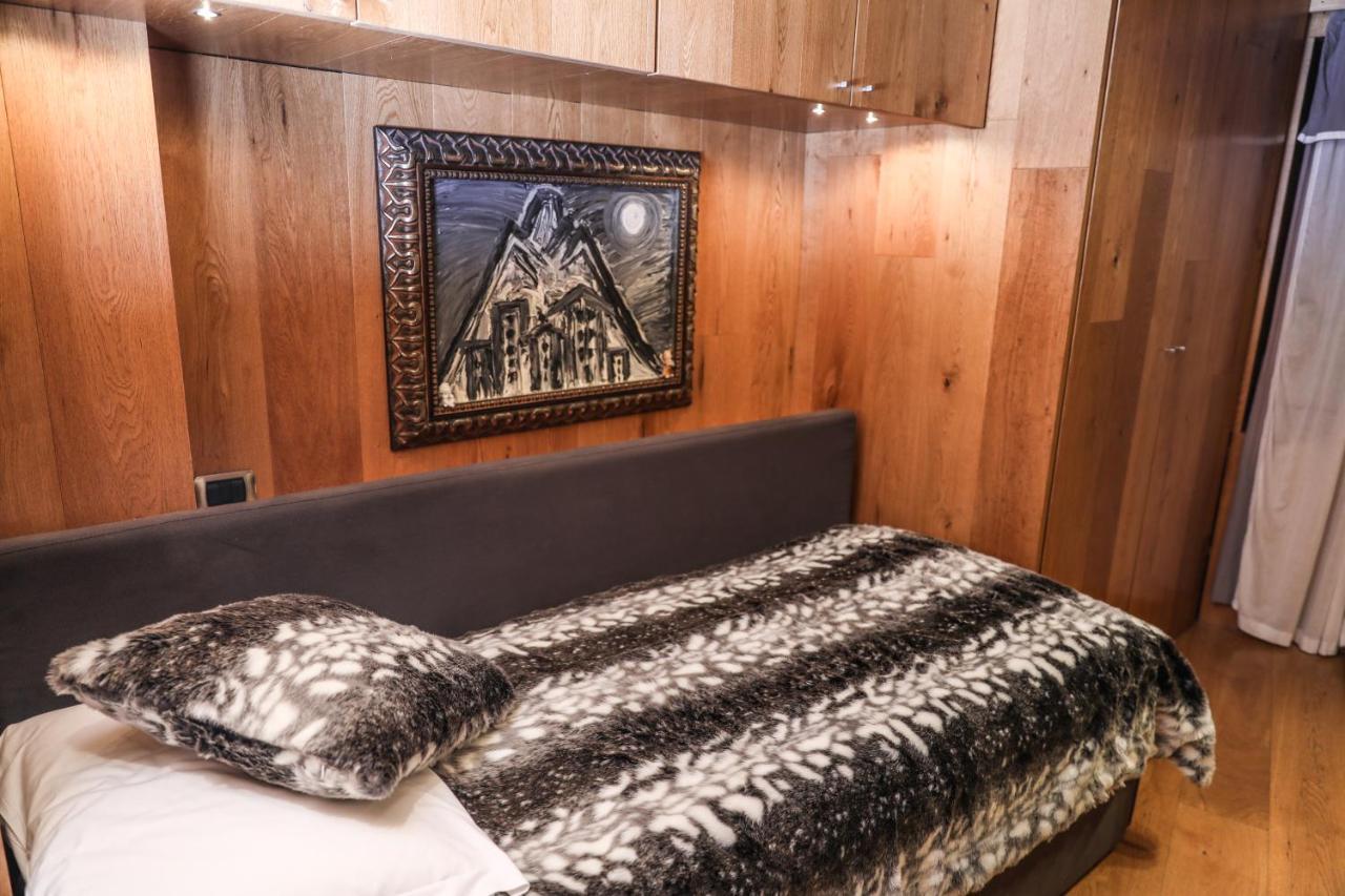 Art Hotel Grivola Breuil-Cervinia Esterno foto