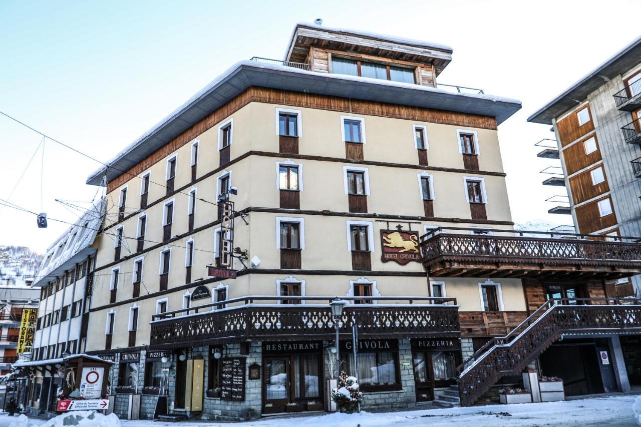 Art Hotel Grivola Breuil-Cervinia Esterno foto